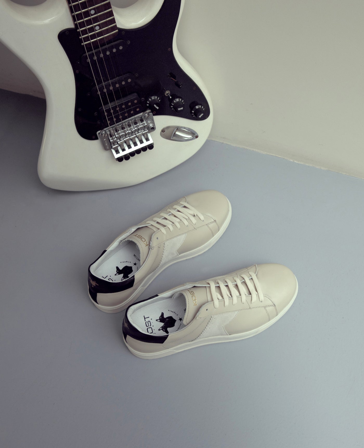 HOMERUN L ECRU+NOIR - KOST