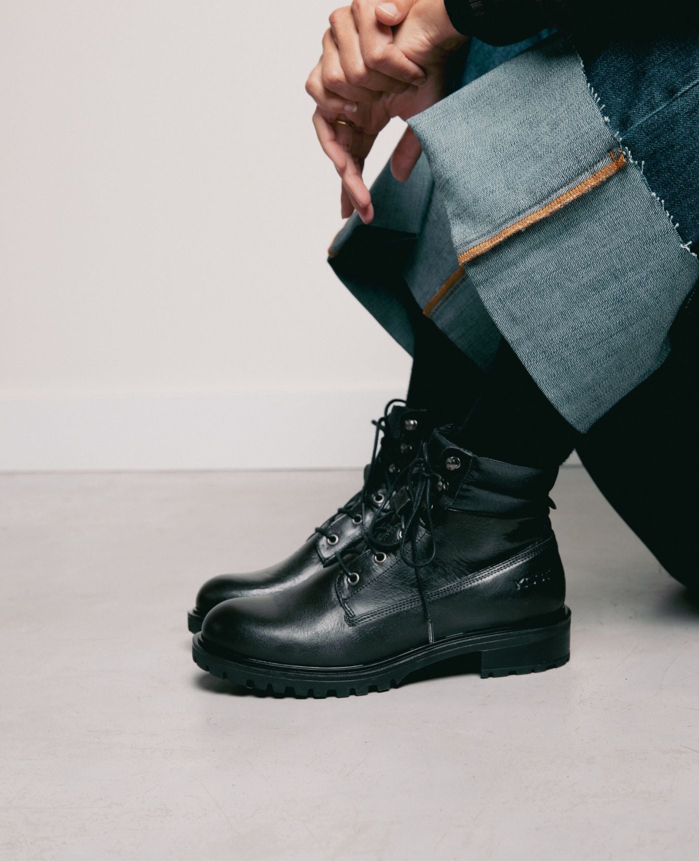 SIBERIA O NOIR - KOST